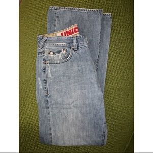 Excellent condition union bay distressed straight